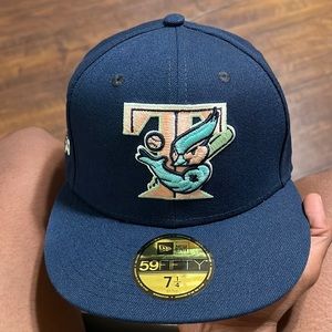 Toronto bluejays rare 100 seasons fitted 7 1/4 never worn great condition!